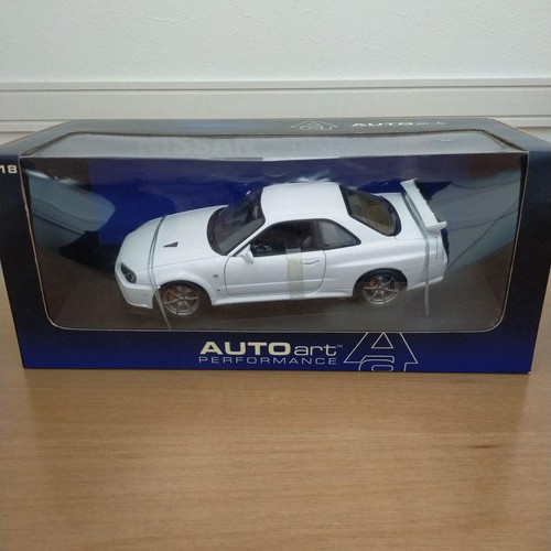 Auto art nissan skyline r - skyline, gt-r