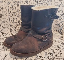 UGG Noira Brown Leather Boot Shearling Sheepskin Womens Sz 8 Short Waterproof