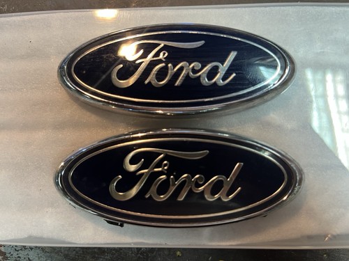 Pair later darker blue - blue, ford