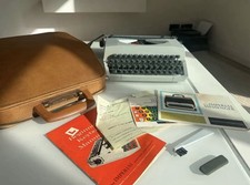 Imperial Typewriter Vintage