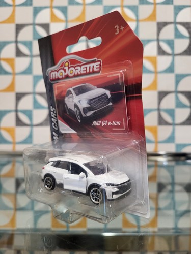 New majorette audi tron - new,
