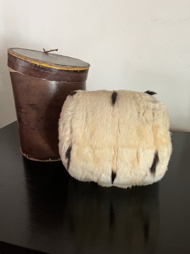 Ermine muff small size - muff,
