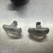 GENUINE SAAB 9-3 93 2003-2011 SIDE INDICATORS PAIR   FRONT WINGS  FAST POSTAGE