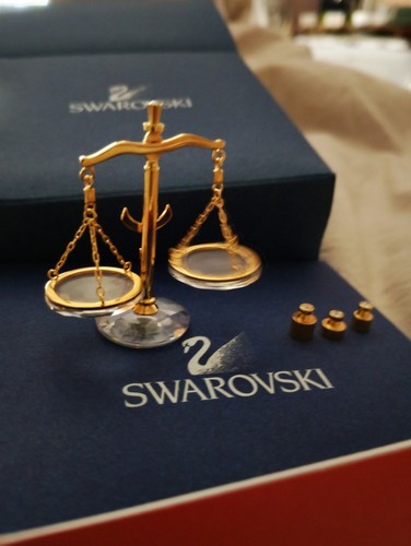 Swarovski scale justice - justice, lt