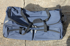 JEEP Large hold-all travel bag - 2 wheels retractable handle - good clean