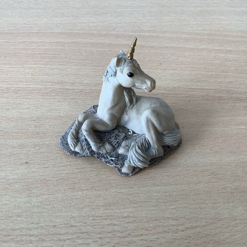 Fables innocence unicorn - fables,