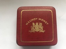 OFFICIAL 2" SQUARE RED METAL ELIZABETH II  MAUNDY CASE.  (DS13)