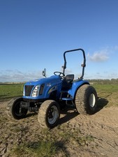 New Holland TC27DA Compact
