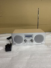 Logik L75DAB20 Portable DAB/FM Bluetooth Radio Silver & Wood