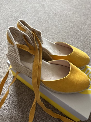 Boden espadrilles yellow - boden,
