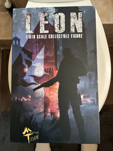 Mttoys leon kennedy resident - leon,
