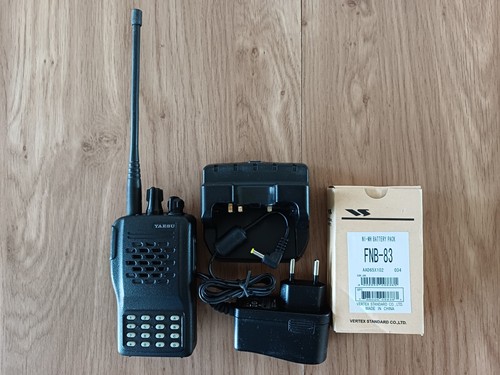 Yaesu 246 pmr 70cms ft60 - pmr,