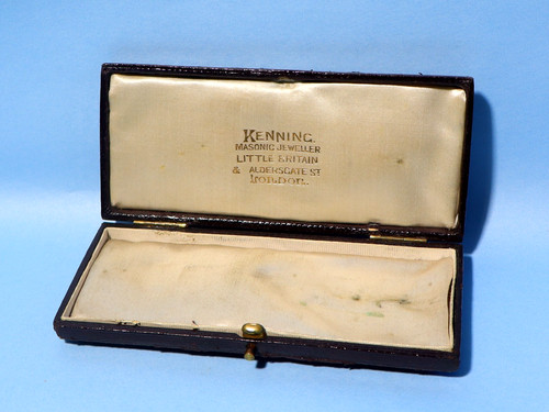 Antique empty kenning - antique,
