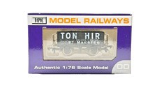 DAPOL 00 GAUGE - TON HIR