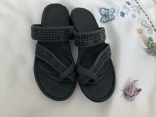 Women’s Clarks Wave Dazzle Toe Post Embellished Sandals Black UK5D