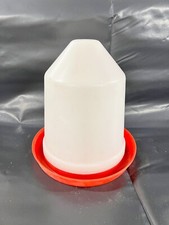 VINTAGE PLASTIC FEEDER FOR POULTRY AND PIGEONS CHICKENS