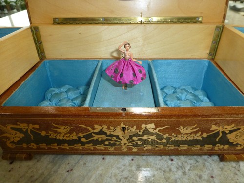Vintage swiss reuge - swiss, dancing