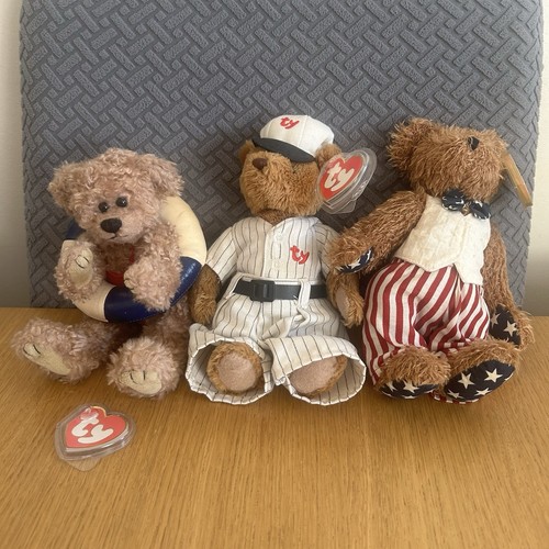 Attic treasures bears - treasures,