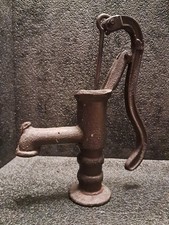 RUSTIC CAST IRON PUMP CISTERN