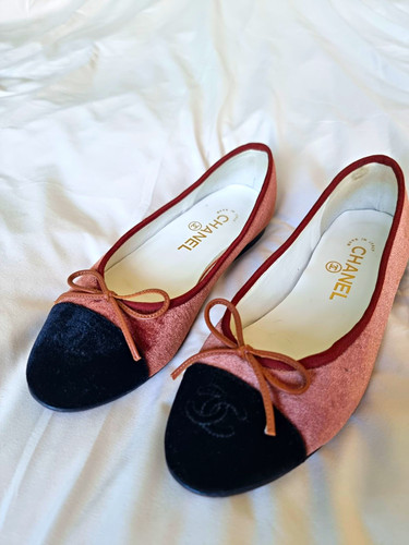 Chanel velvet cap toe - velvet,