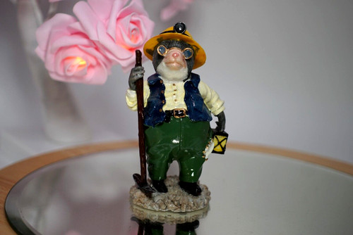 Vintage figurinetales - vintage, of