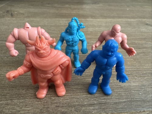 E muscle men - m.u.s.c.l.e.,