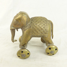 Indian Brass Elephant Figurine on Wheels Decorative Temple Toy 16cm Vintage