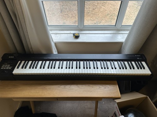 Roland midi controller - a-88,