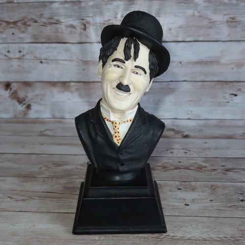 Charlie chaplin bust - charlie, cm