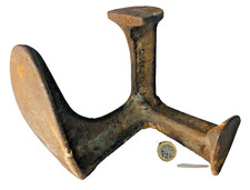 Shoe Makers 3 legged Cobblers