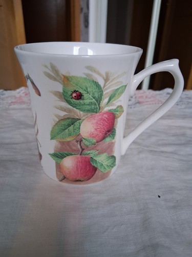 Vintage elizabethan apple - elizabethan,