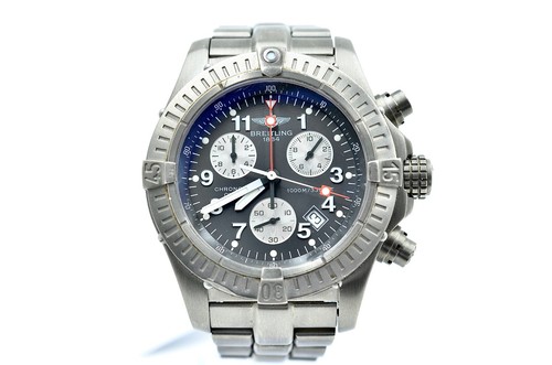 Breitling avenger 44mm - 44mm, e73360