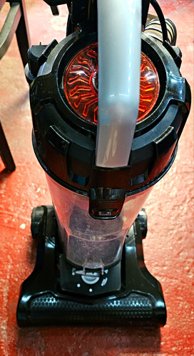 Corded upright bagless - upright,
