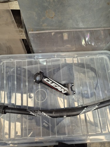 Race face evolve riser bars - face,