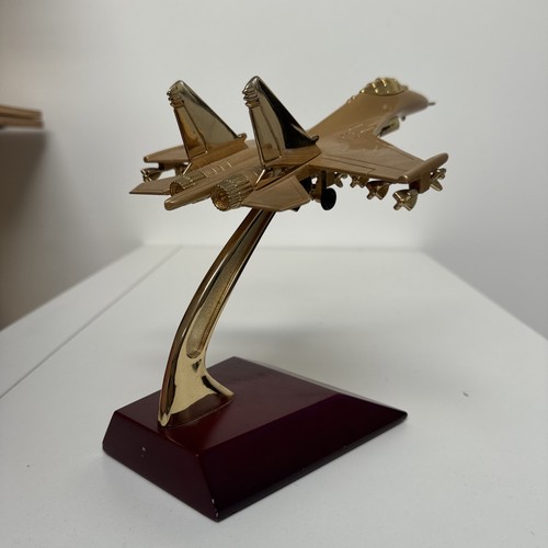 Sukhoi flanker gold - sukhoi,