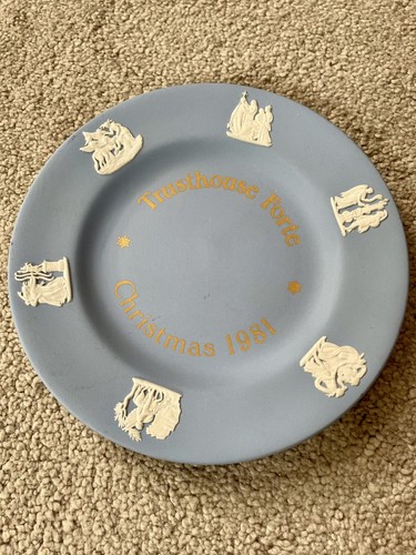 Wedgwood jasperware blue side - blue,