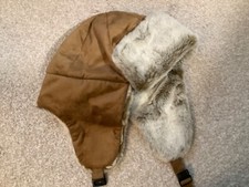?Arctic Fox Tan Suedette Trapper Style Hat (B9)
