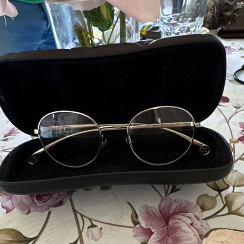 Chanel women round metal - round,