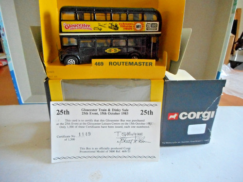 Corgi 469 routemaster bus 25th - 469,