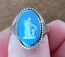 Silver & Wedgwood Ring Vintage