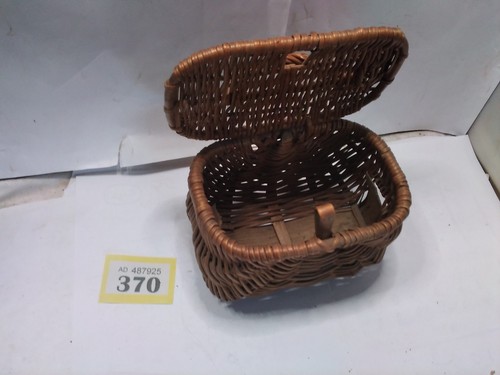 Creel fishing basket - (, )