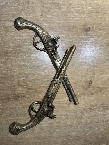 Brass pair duelling - duelling, pistols