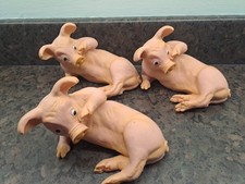 Plastic Pigs X3