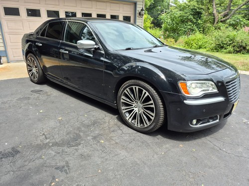 2013 chrysler 300 series - 2013,