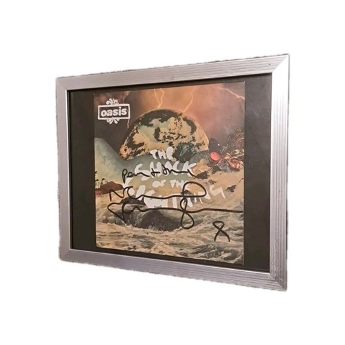 Oasis singed noel - by, gallagher