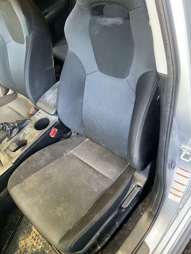 Subaru impreza hatch - impreza, r