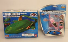 THUNDERBIRDS 2004 : THUNDERBIRD 2 MODEL KIT & FAB 1 DIE CAST MODEL SET 