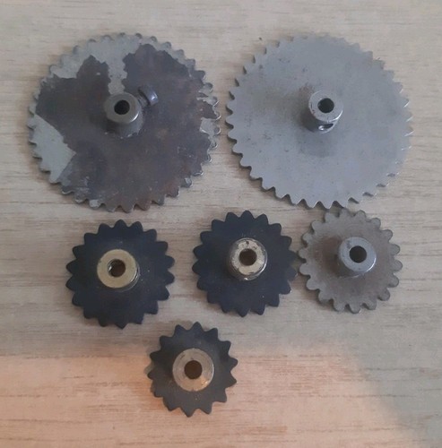 Mixed meccano sprocket - 6,