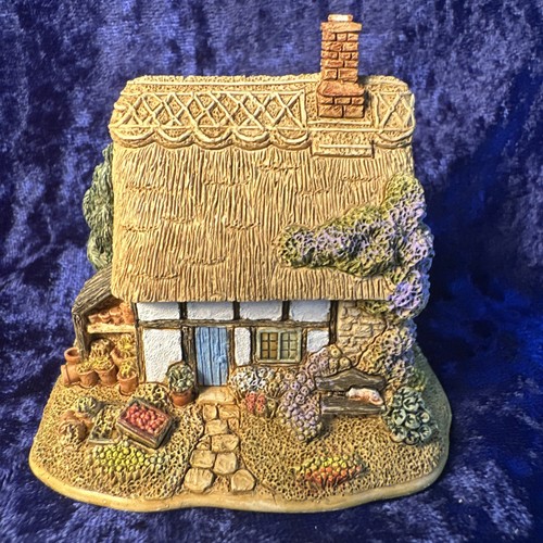 Collectable vintage lilliput - collectable,