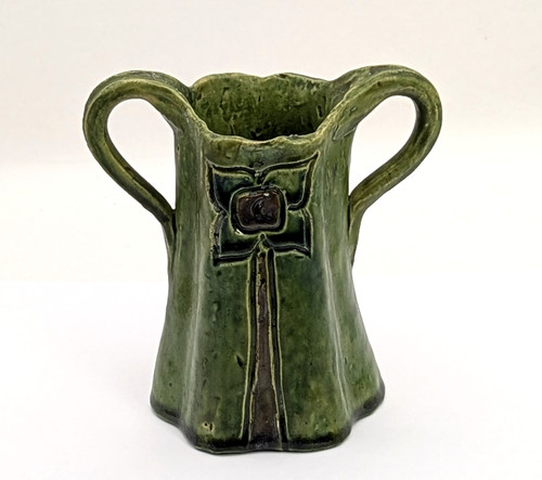 Arts and crafts studio pottery - crafts,